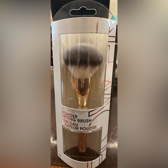 Flower Powder Setting Brush NIB - Picture 2 of 3